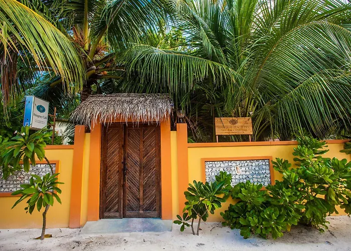 Stingray Beach Inn